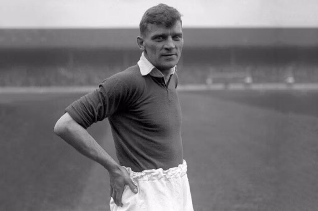 =7. Joe Spence (168 bàn sau 510, thời gian gắn bó: 1919-1933).