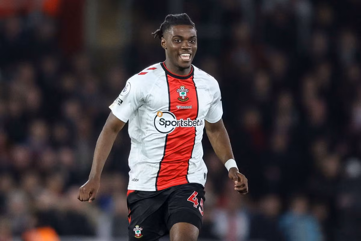 Tiền vệ: Romeo Lavia (Southampton, 19 tuổi, định giá chuyển nhượng: 25 triệu euro).