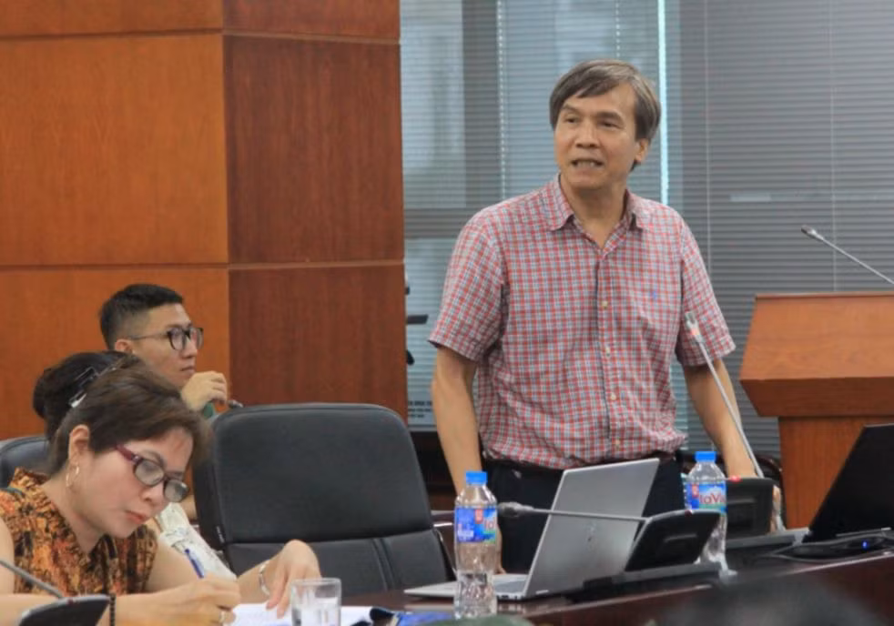 TS. Trần Ngọc Cường - Nguyên Trưởng phòng Sinh thái, Cục Bảo tồn thiên nhiên và Đa dạng sinh học trao đổi tại chương trình.