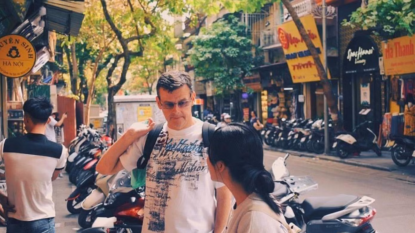 Lang thang phố cổ cùng sinh viên bản địa, tìm hiểu văn hóa dân sinh nơi ngõ nhỏ - phố nhỏ đất Tràng An.