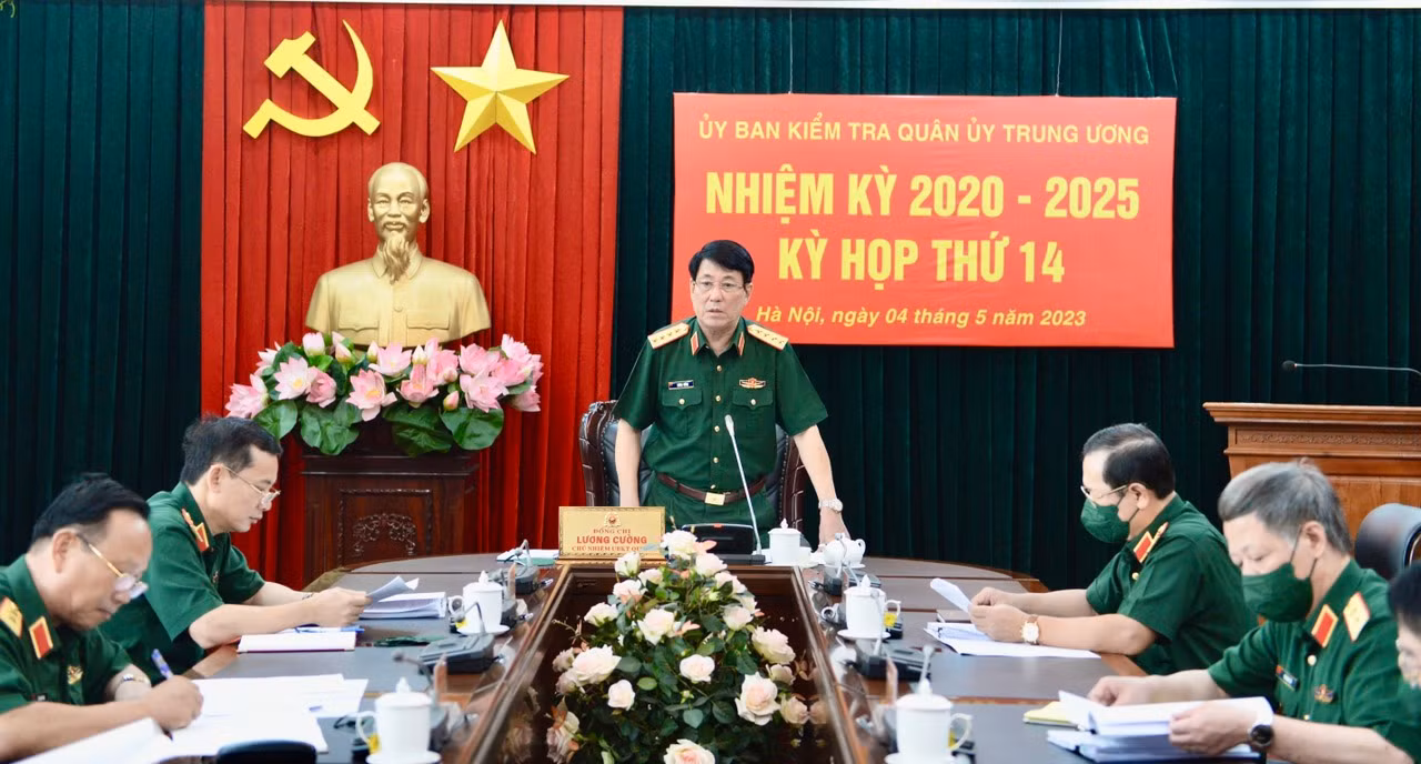 Đại tướng Lương Cường chủ trì phiên họp, chiều 4/5.