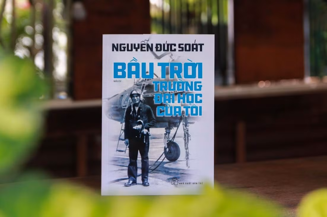 Cuốn hồi ức “Bầu trời trường đại học của tôi”
