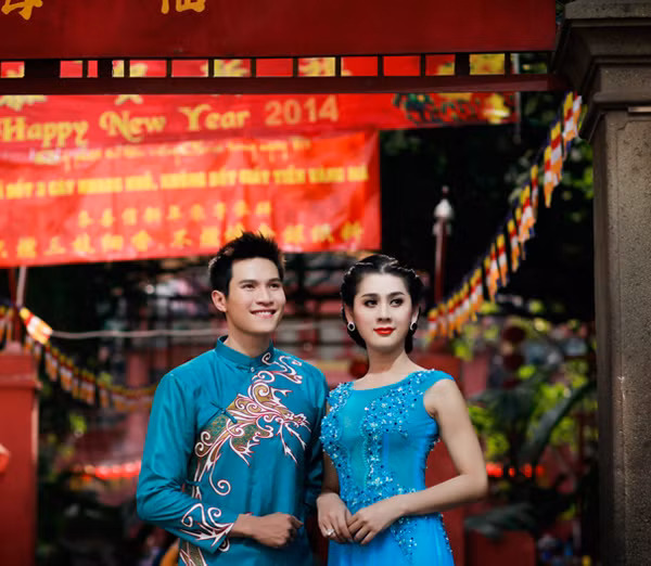 Lâm Chi Khanh đẹp dịu dàng với áo dài ảnh 6