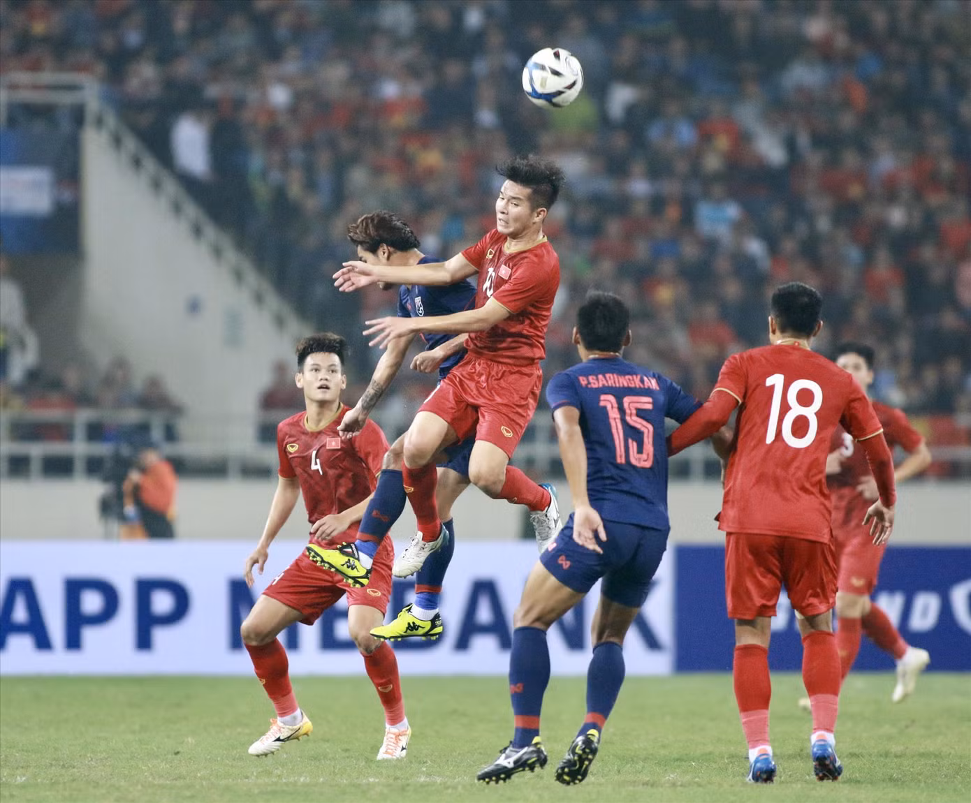 Ngôi sao Hazard lên tiếng về tin đồn chia tay Chelsea ảnh 2