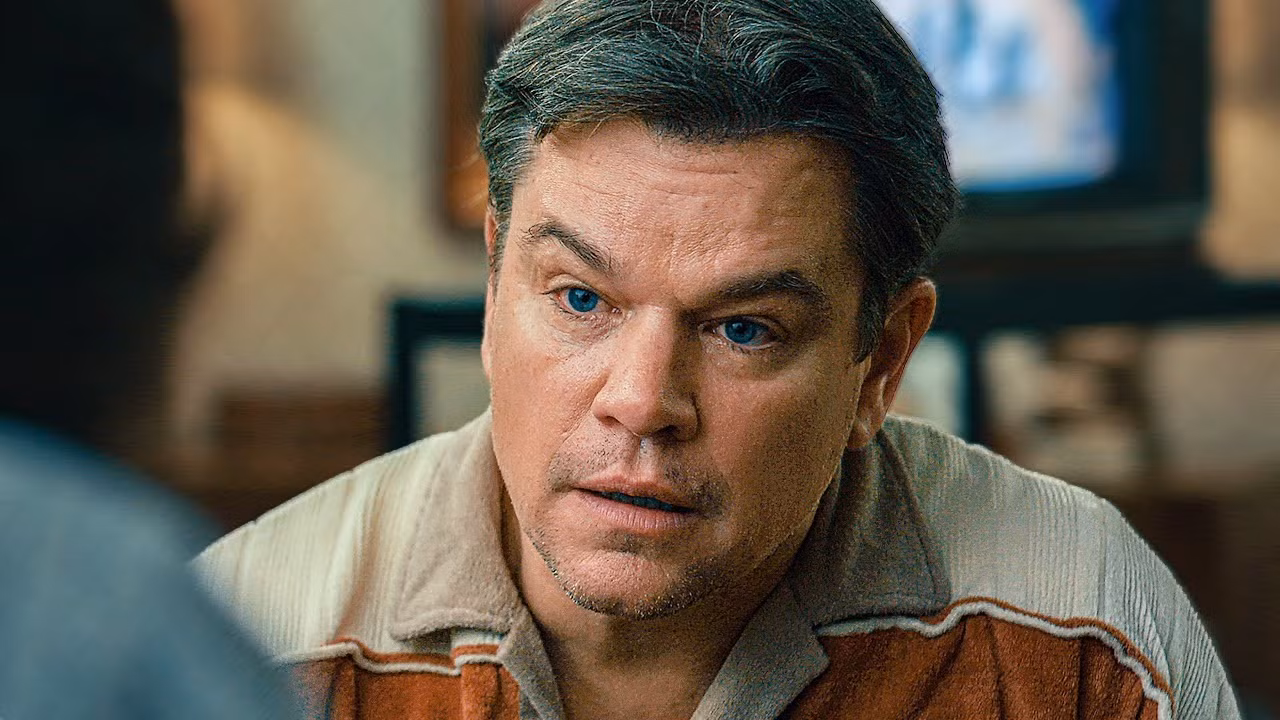Sau gần 2 thập kỷ kể từ năm 2007, Matt Damon một lần nữa lọt vào danh sách 10 diễn viên kiếm tiền giỏi nhất năm. Bộ phim Air mà anh hợp tác với Ben Affleck được bán cho Amazon với giá 130 triệu USD. Anh cũng nhận mức lương 4 triệu USD nhờ vai diễn trong Oppenheimer của Christopher Nolan. Tổng cộng, anh bỏ túi 43 triệu USD trong năm qua. Ảnh: Amazon Studios.
