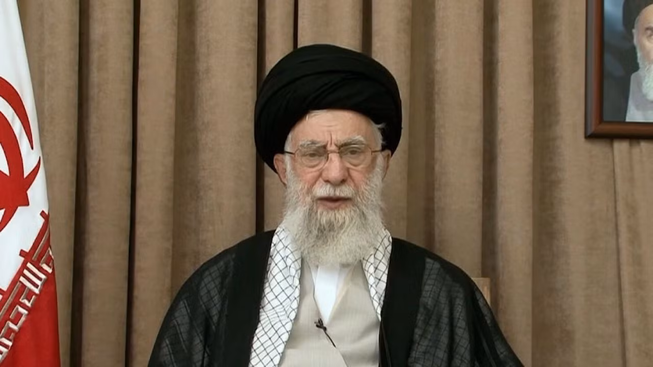 Lãnh tụ tối cao Iran - Đại giáo chủ Ali Khamenei trong bài phát biểu được phát sóng ngày 26/6. (Ảnh: CNN)