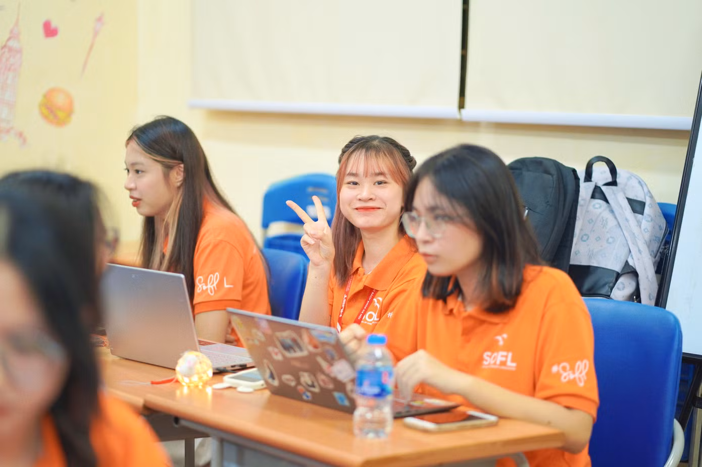 Minh Châu hào hứng quay trở lại học tập sau thời gian nghỉ Tết.