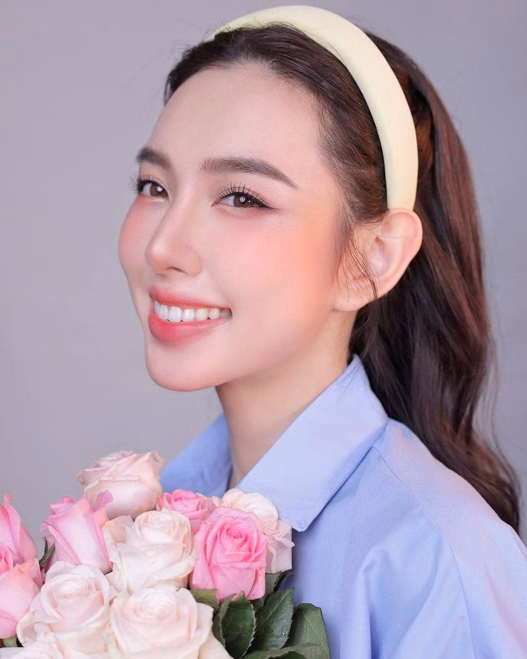 Hoa hậu Nguyễn Thúc Thùy Tiên cũng nhanh chóng bắt trend.