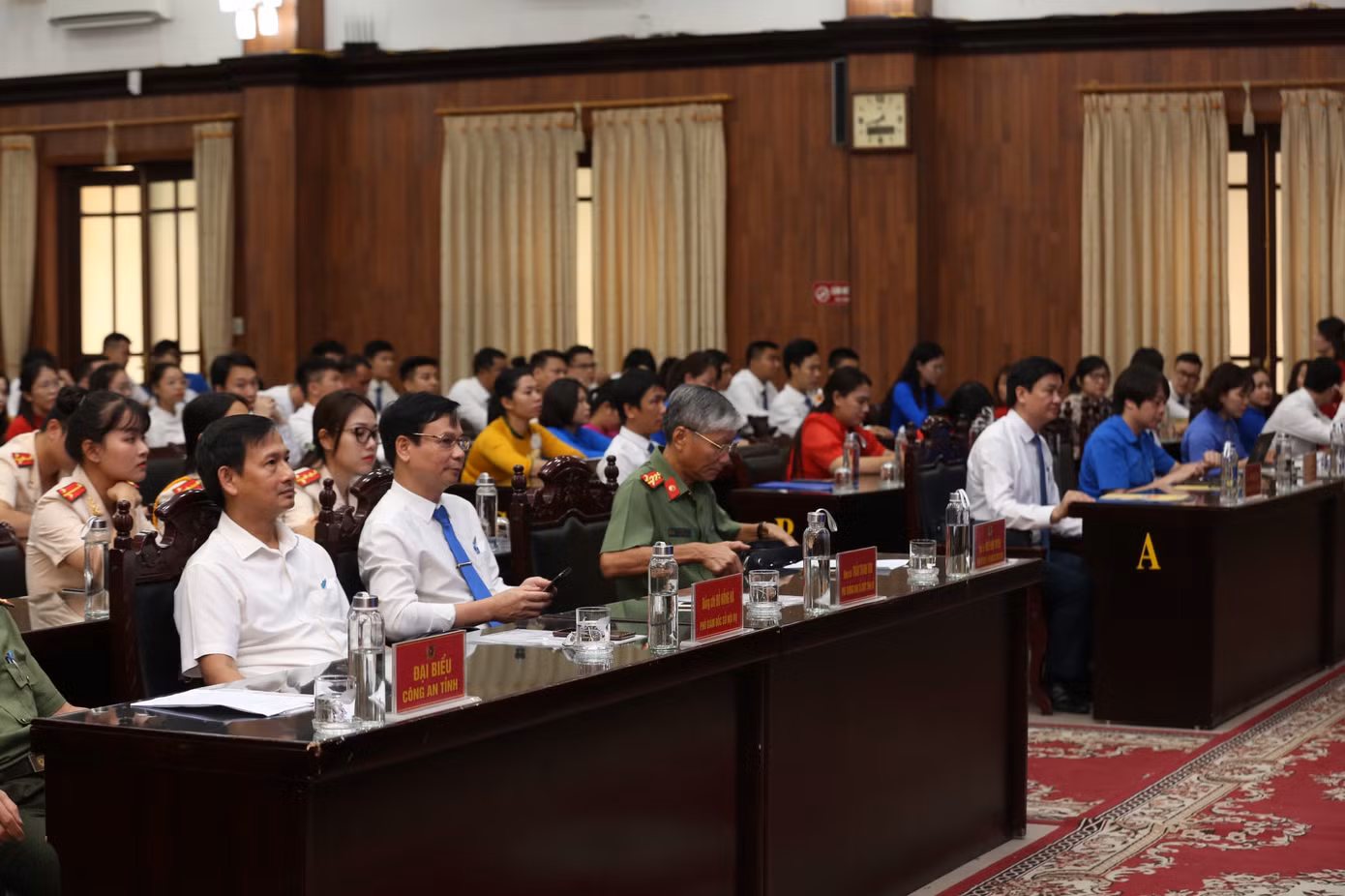 Các đại biểu tham gia thảo luận tại diễn đàn 3 với chủ đề Công tác xây dựng tổ chức Hội LHTN Việt Nam vững mạnh và đoàn kết, tập hợp thanh niên.