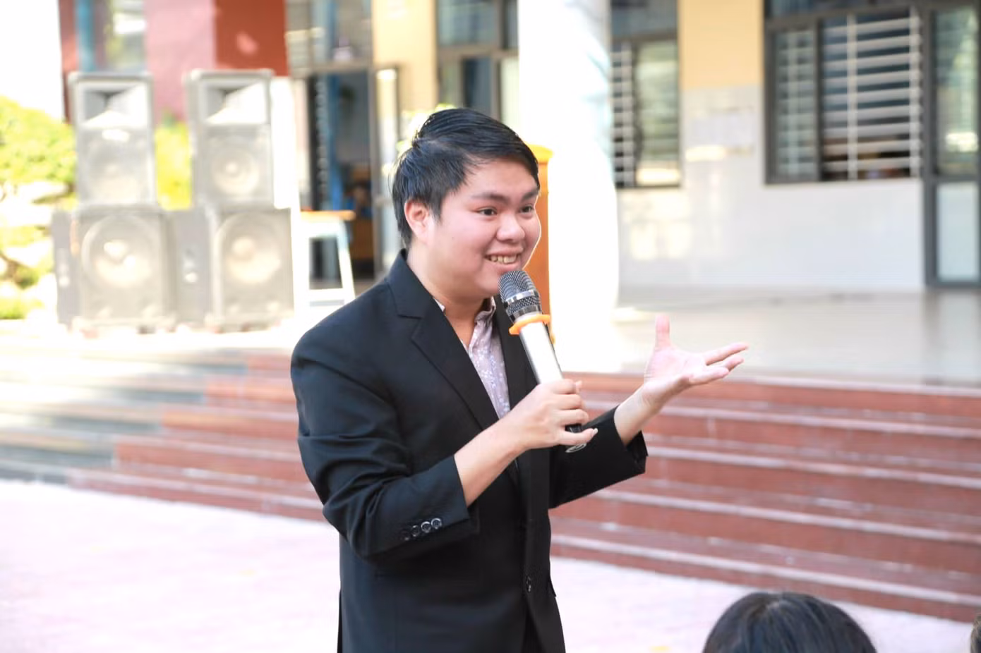 Anh Trương Chấn Sang - Chủ nhiệm CLB Tiếng Anh vì cộng đồng.