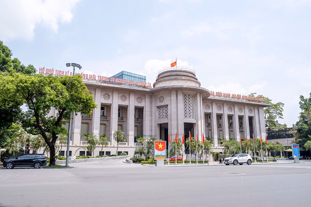 Ngân hàng Nhà nước nghiên cứu dỡ bỏ room tín dụng. Ngân hàng Nhà nước nghiên cứu dỡ bỏ room tín dụng.