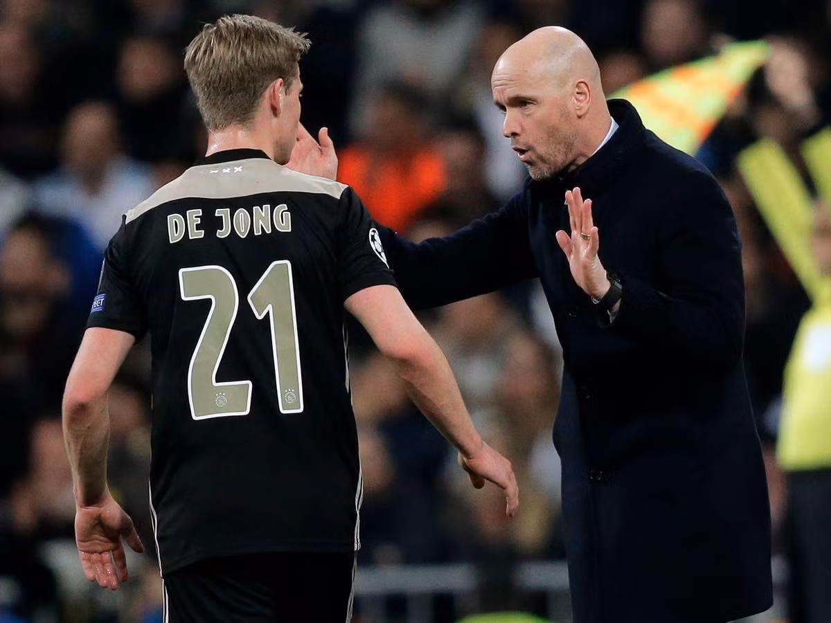 Cho đến nay, Ten Hag vẫn là người khai thác tốt nhất những phẩm chất của De Jong. (Ảnh: Getty Images) Cho đến nay, Ten Hag vẫn là người khai thác tốt nhất những phẩm chất của De Jong. (Ảnh: Getty Images)