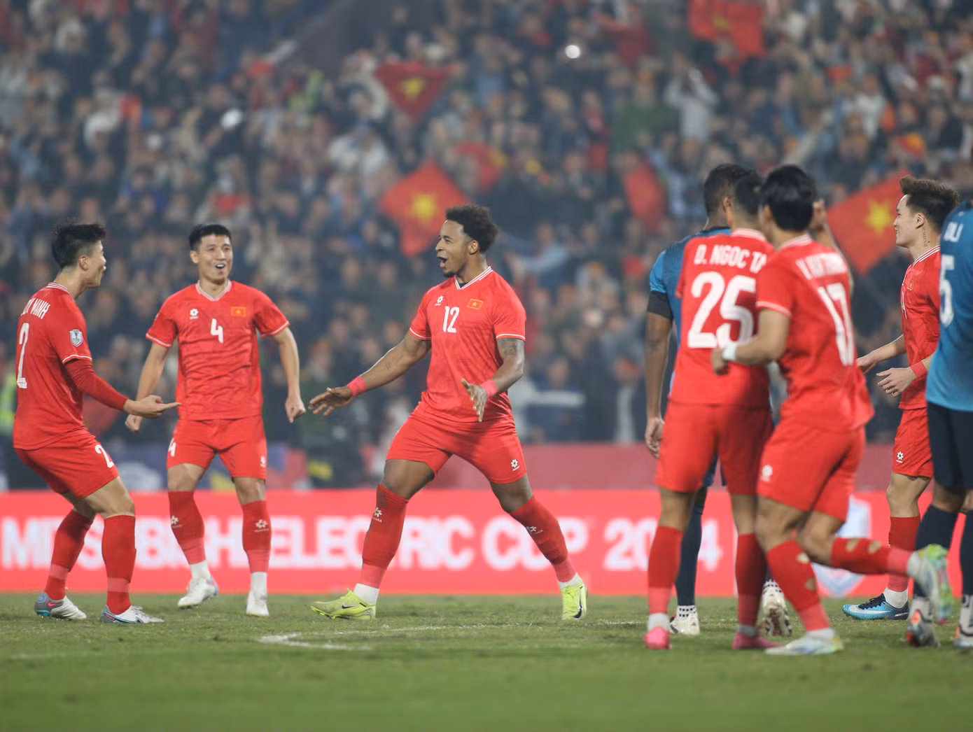 Cùng HLV Kim Sang-sik, thói quen chiến thắng cùng niềm vui của người hâm mộ đã trở lại.
