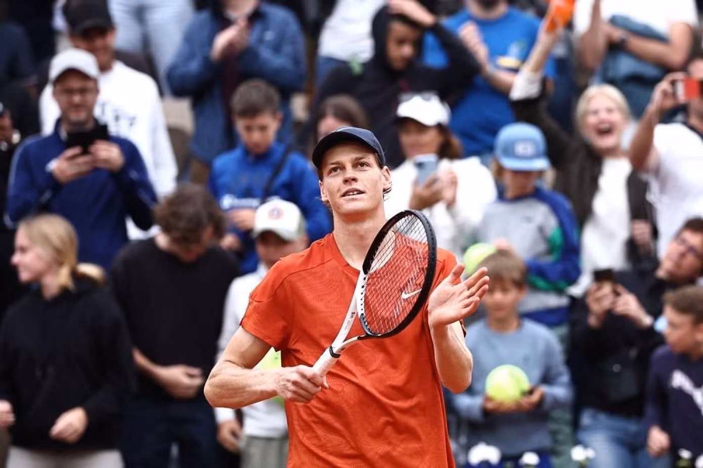 Jannik Sinner cũng dương tính với clostebol, một loại steroid đồng hóa bị cấm.