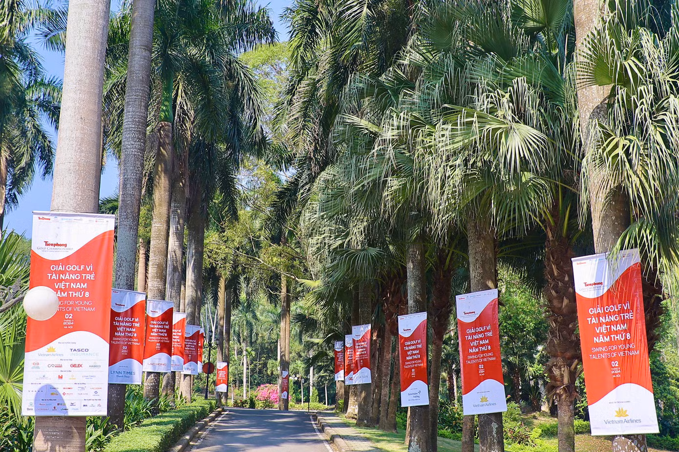 Theo ông Cấn Phi Khanh - Phó Giám đốc Điều hành Golf Sân golf Kings Island (Tập đoàn BRG), mọi khâu trong công tác tổ chức, từ sân bãi đến hậu cần phải được chuẩn bị chu đáo và kỹ lưỡng theo hướng năm nay tốt hơn năm trước.