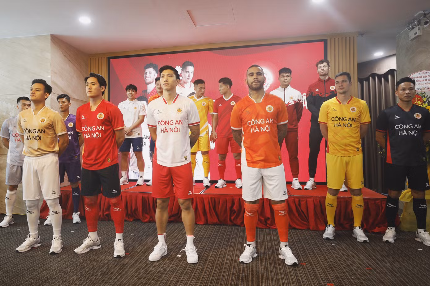 CLB CAHN với dàn hảo thủ đã sẵn sàng cho mùa giải mới V-League 2023/24.