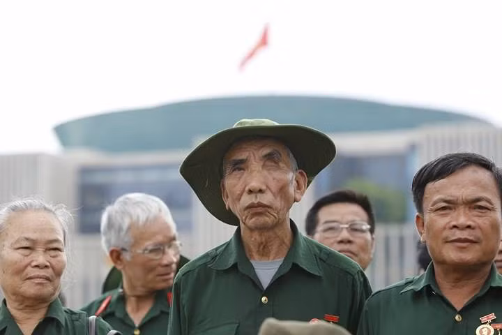 Trọn nghĩa vẹn tình ảnh 23