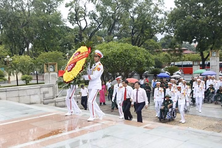 Trọn nghĩa vẹn tình ảnh 33