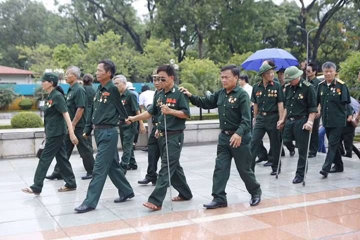 Trọn nghĩa vẹn tình ảnh 32