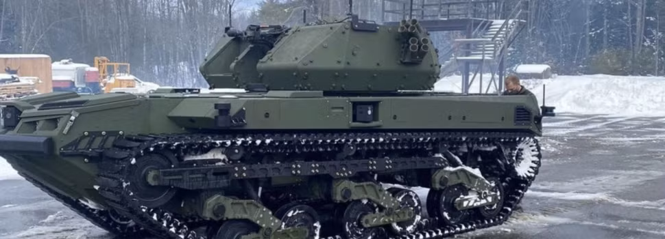 Xe thiết giáp không người lái Mỹ trong một cuộc thử nghiệm. Ảnh: War is Boring.