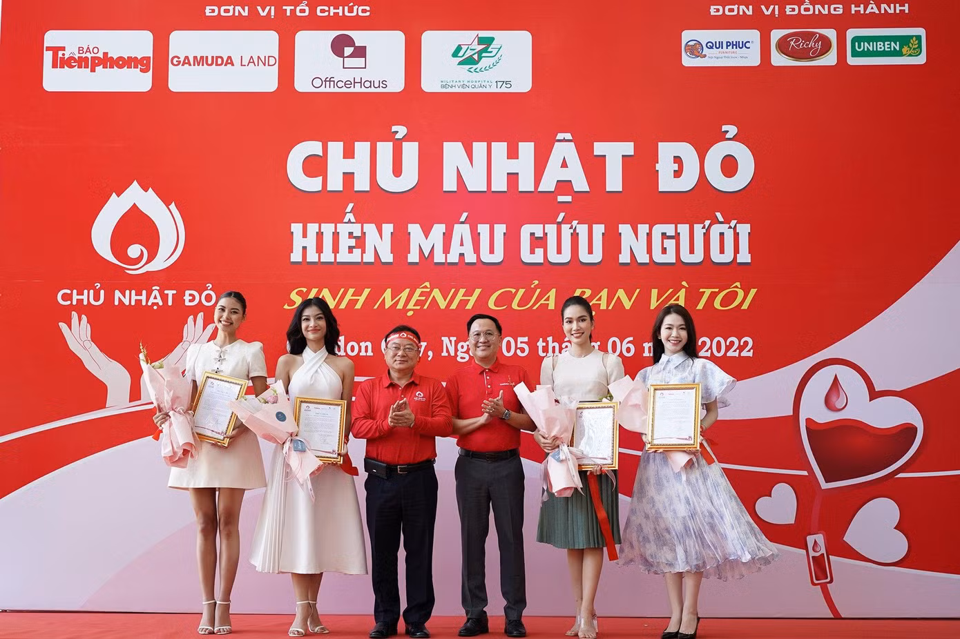Chương trình có sự tham dự của nhiều người đẹp Hoa hậu Việt Nam