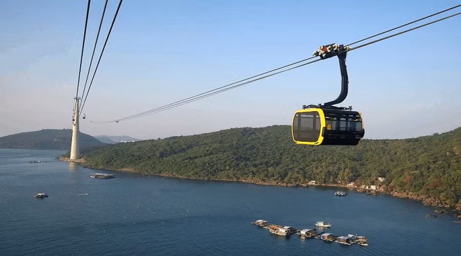 Cáp treo Cát Bà sẽ giúp du khách tiết kiệm thời gian hơn. Ảnh: Cat Ba Express.
