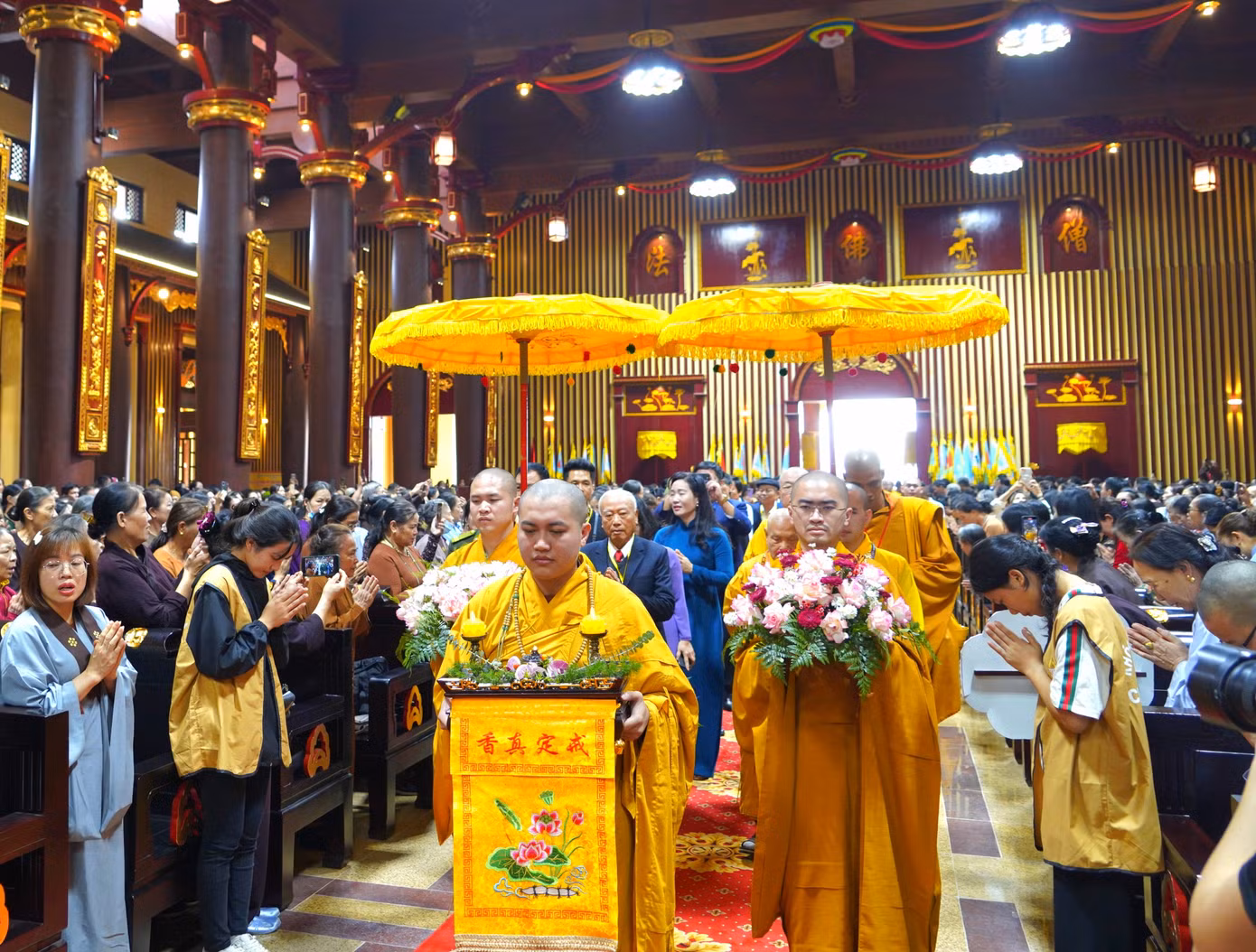 Theo Ban Trị sự Giáo hội Phật giáo Việt Nam tỉnh Quảng Ninh, Cung Trúc Lâm có tổng diện tích xây dựng giai đoạn I hơn 6.000m2. Công trình được xây dựng bằng chất liệu bê tông kiên cố.
