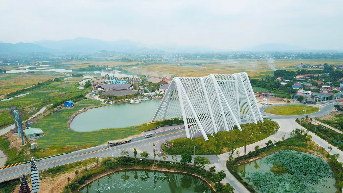 Khu vực ranh giới giữa TX Đông Triều (Quảng Ninh) và TX Chí Linh (Hải Dương).