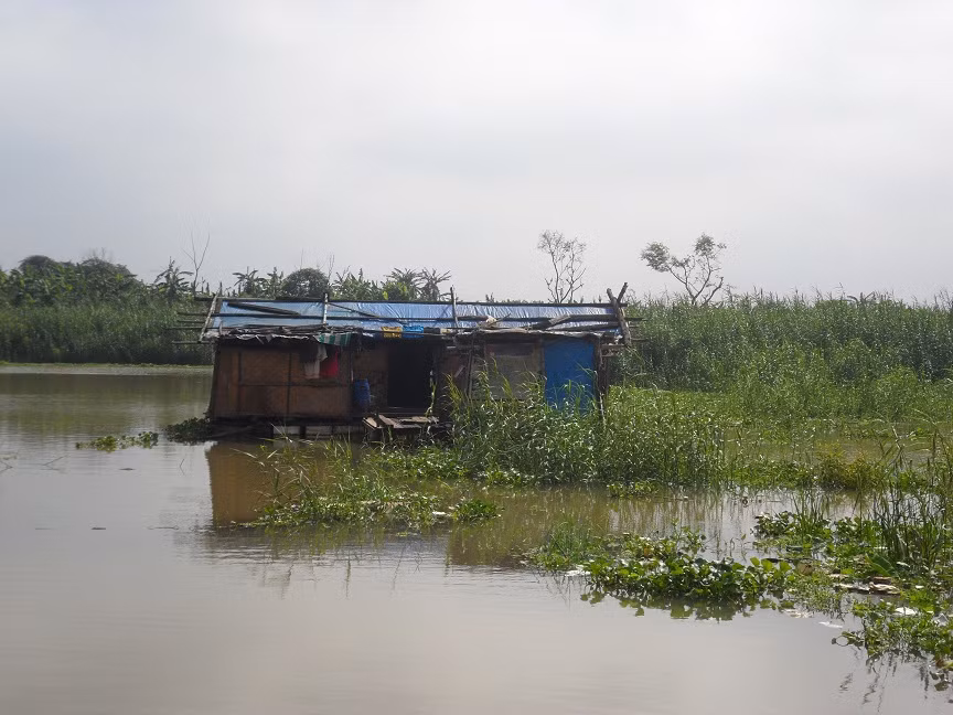  Xóm chài mùa nước nổi