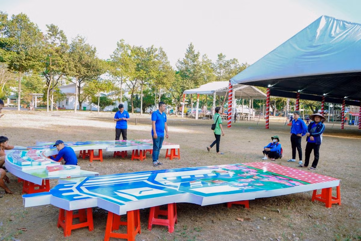 Nơi tổ chức Hội trại tòng quân, tiễn thanh niên đất Thủ lên đường nhập ngũ