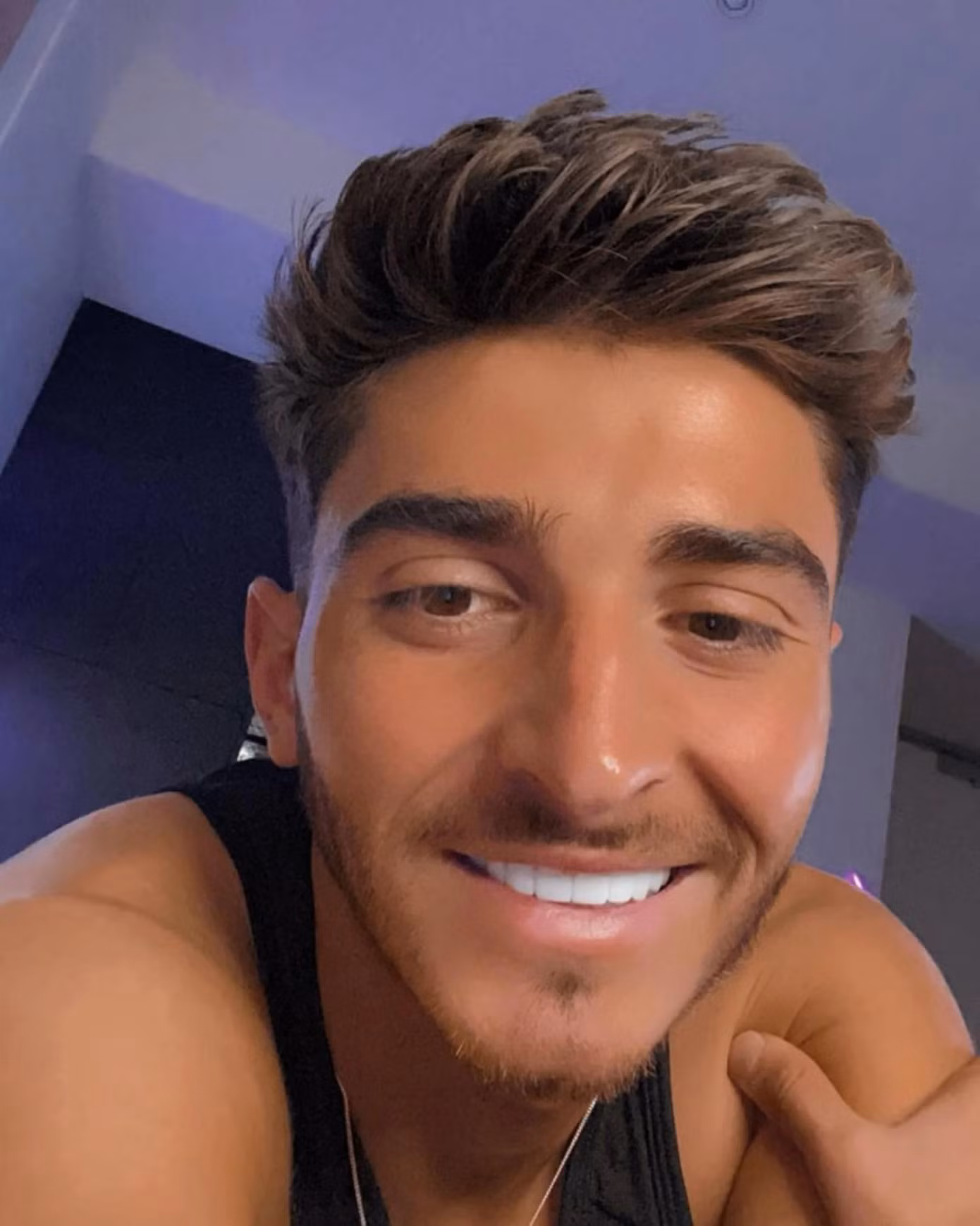 Josh Cavallo sợ hãi khi phải đến Qatar thi đấu. Ảnh: Instagram.
