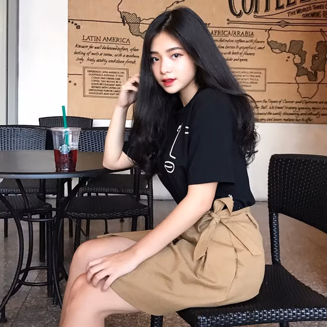 Loạt hot girl sinh năm 2001 đang ôn tập cho kỳ thi THPT quốc gia ảnh 5