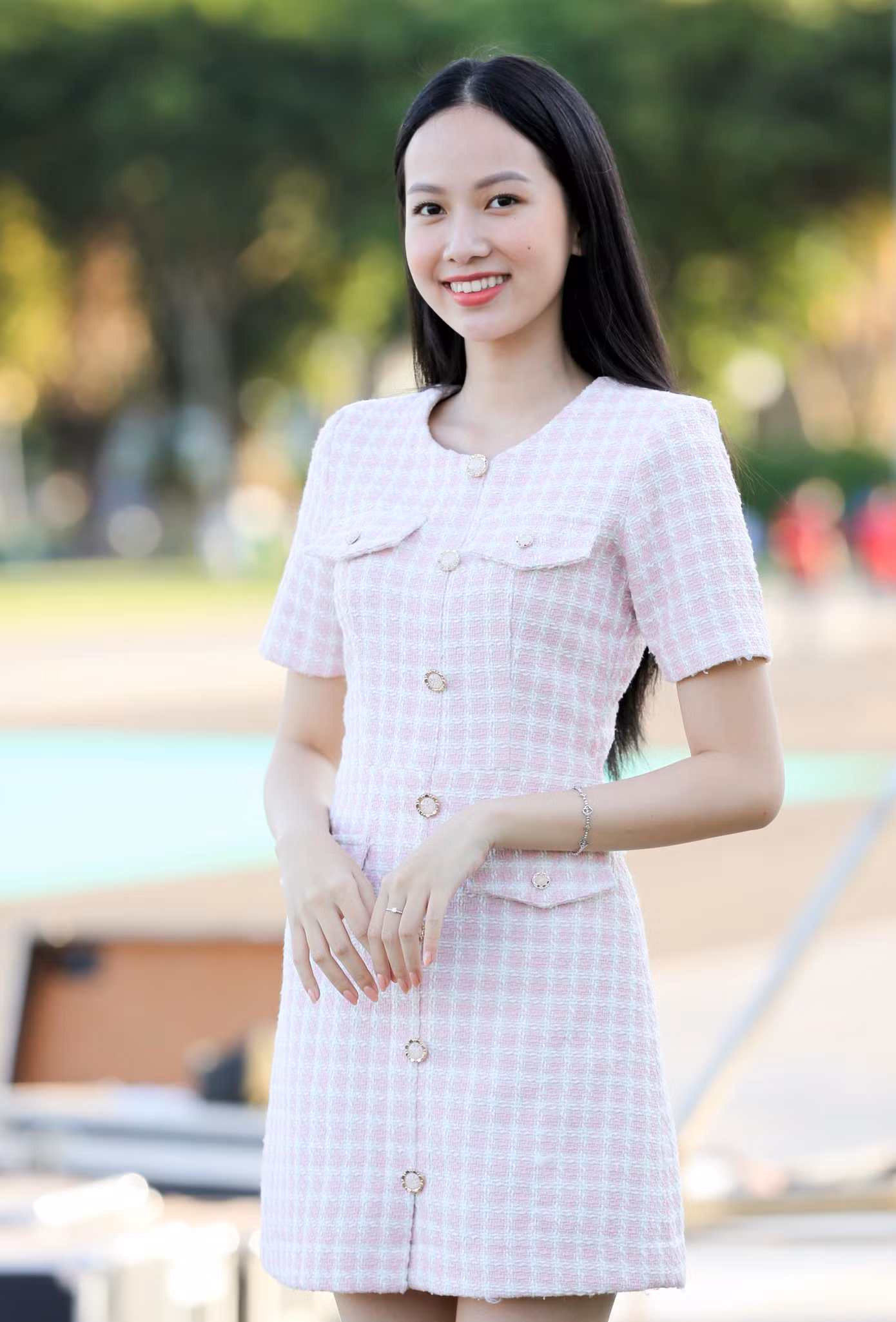 Phương Quỳnh và Người đẹp Thể thao Phù Bảo Nghi cùng tham gia giải Vô địch Quốc gia Marathon và cự ly dài Báo Tiền phong. Ảnh: Trọng Tài.