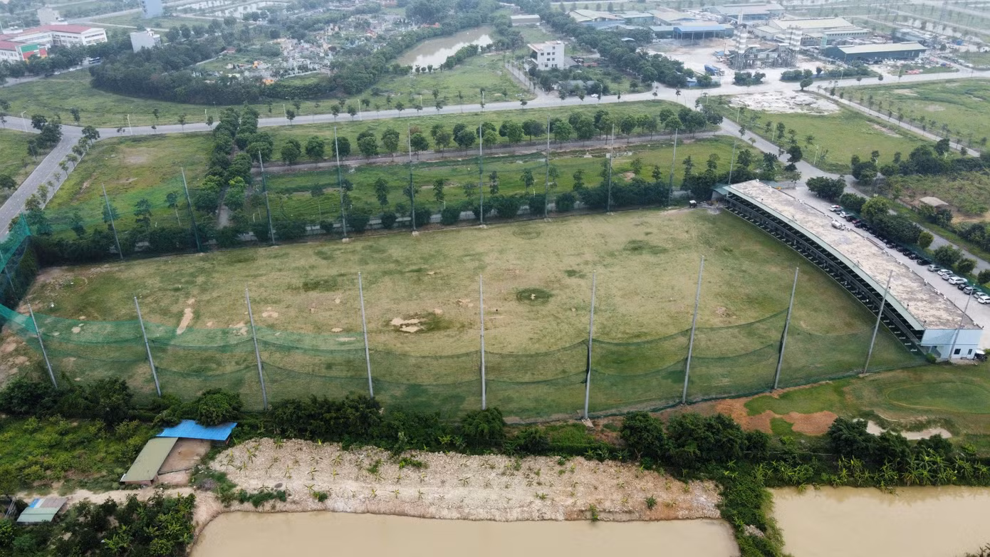 Sân tập golf "khủng" trên khu đất công cộng xây sai quy hoạch, sử dụng đất sai mục đích tại Khu đô thị Thanh Hà - Cienco5.