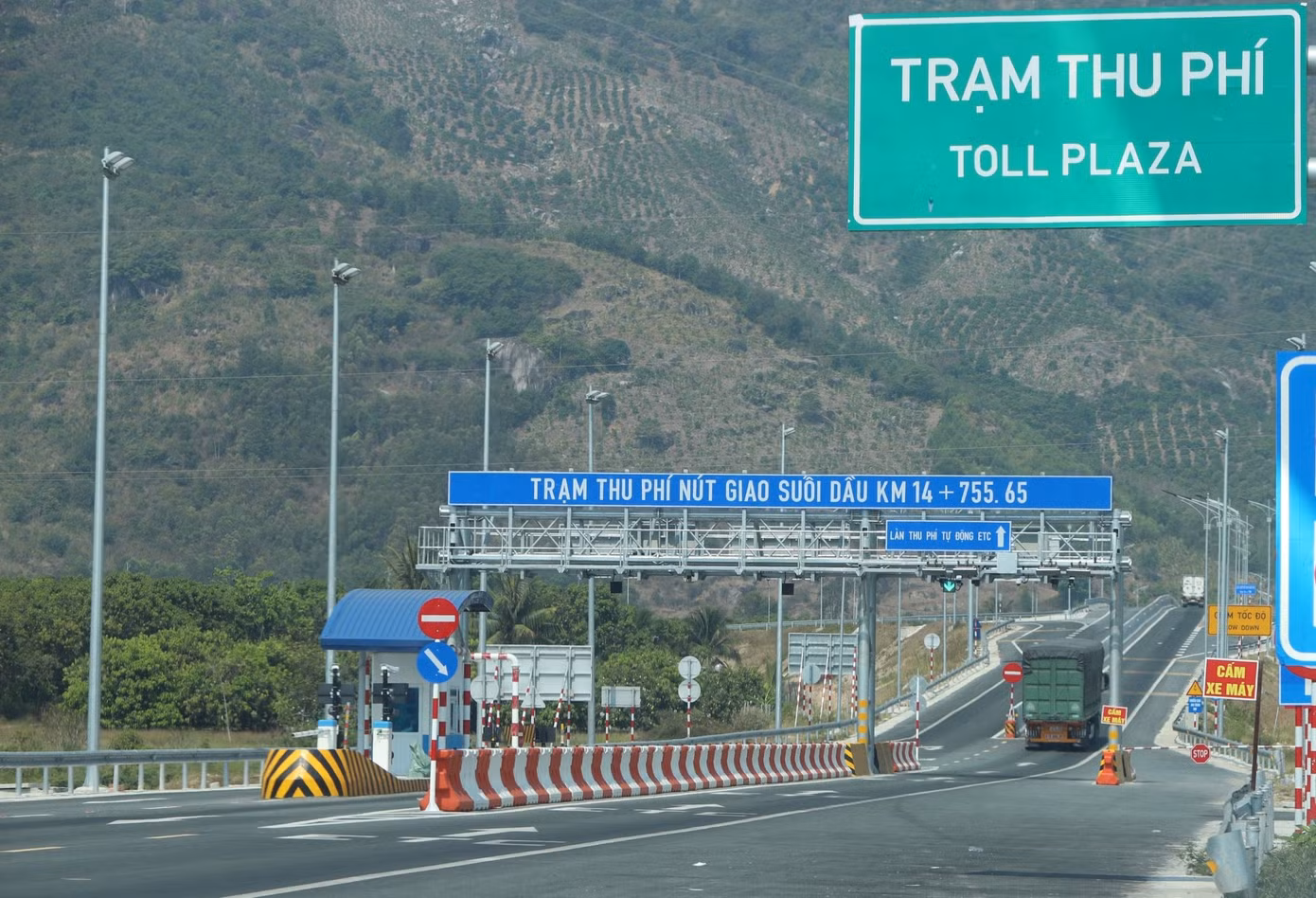 Cao tốc Nha Trang - Cam Lâm dự kiến thu phí từ ngày 26/4/2024. Ảnh: L.H.
