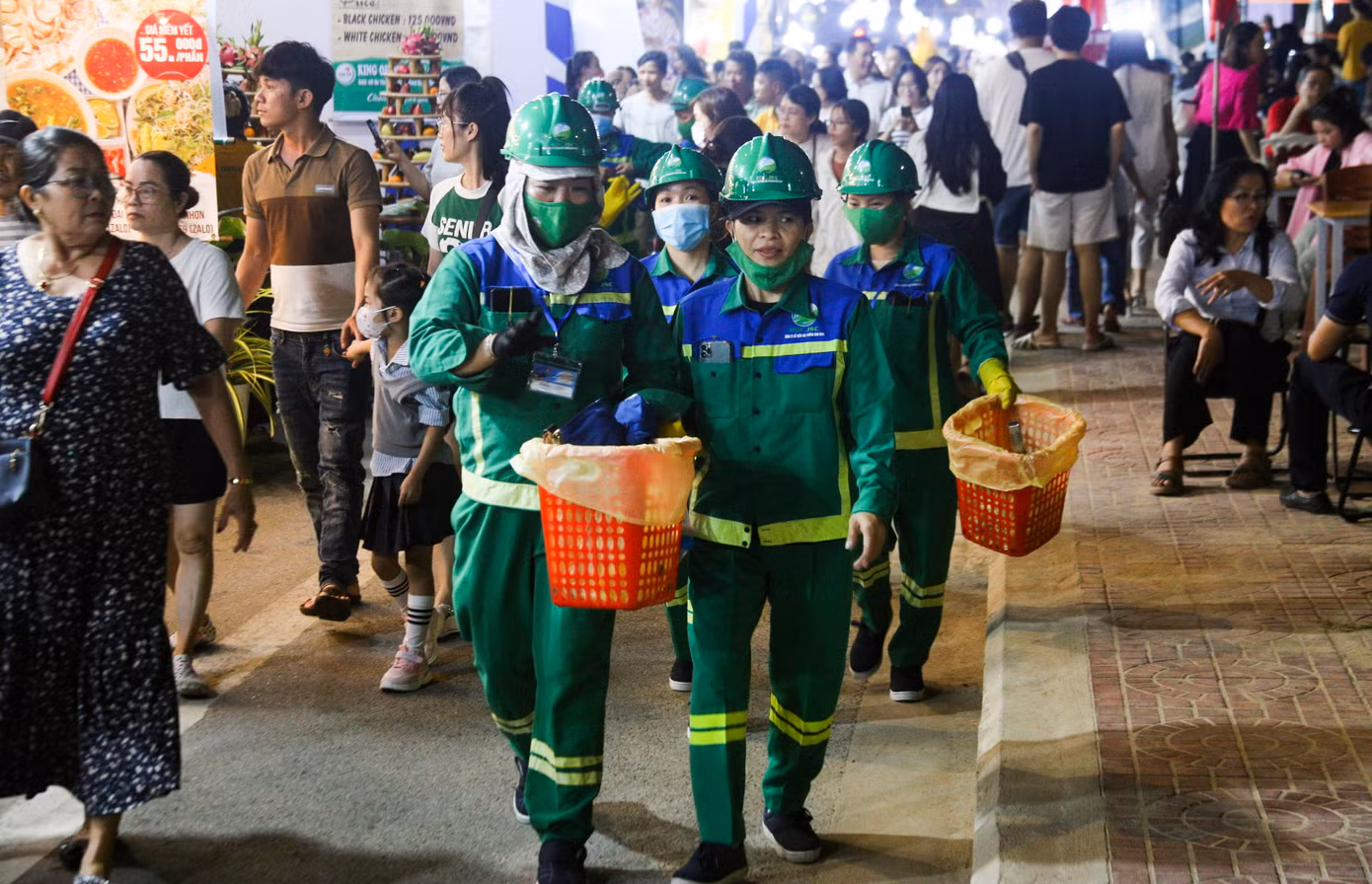 Phát biểu khai mạc Tuần lễ Amazing Binh Dinh Fest 2024, Chủ tịch UBND tỉnh Bình Định Phạm Anh Tuấn cho hay, trong bức tranh du lịch chung của tỉnh, du lịch Quy Nhơn đã khẳng định thương hiệu trên bản đồ du lịch của Việt Nam, được xếp vào nhóm tăng trưởng mạnh nhất của ngành du lịch quốc gia và là một trong ba thành phố du lịch của Việt Nam được nhận giải thưởng “Thành phố Du lịch sạch ASEAN 2024”. Đây là lần thứ 2 TP. Quy Nhơn nhận giải thưởng này.