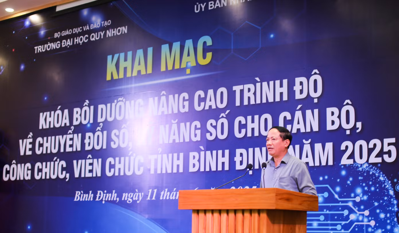 Ông Phạm Anh Tuấn - Chủ tịch UBND tỉnh Bình Định phát biểu. Ảnh: Trương Định