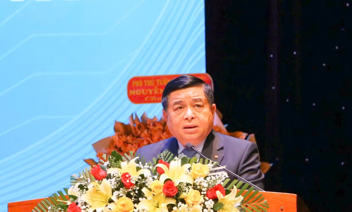 Phó Thủ tướng Nguyễn Chí Dũng phát biểu tại hội nghị. Ảnh: Trương Định.