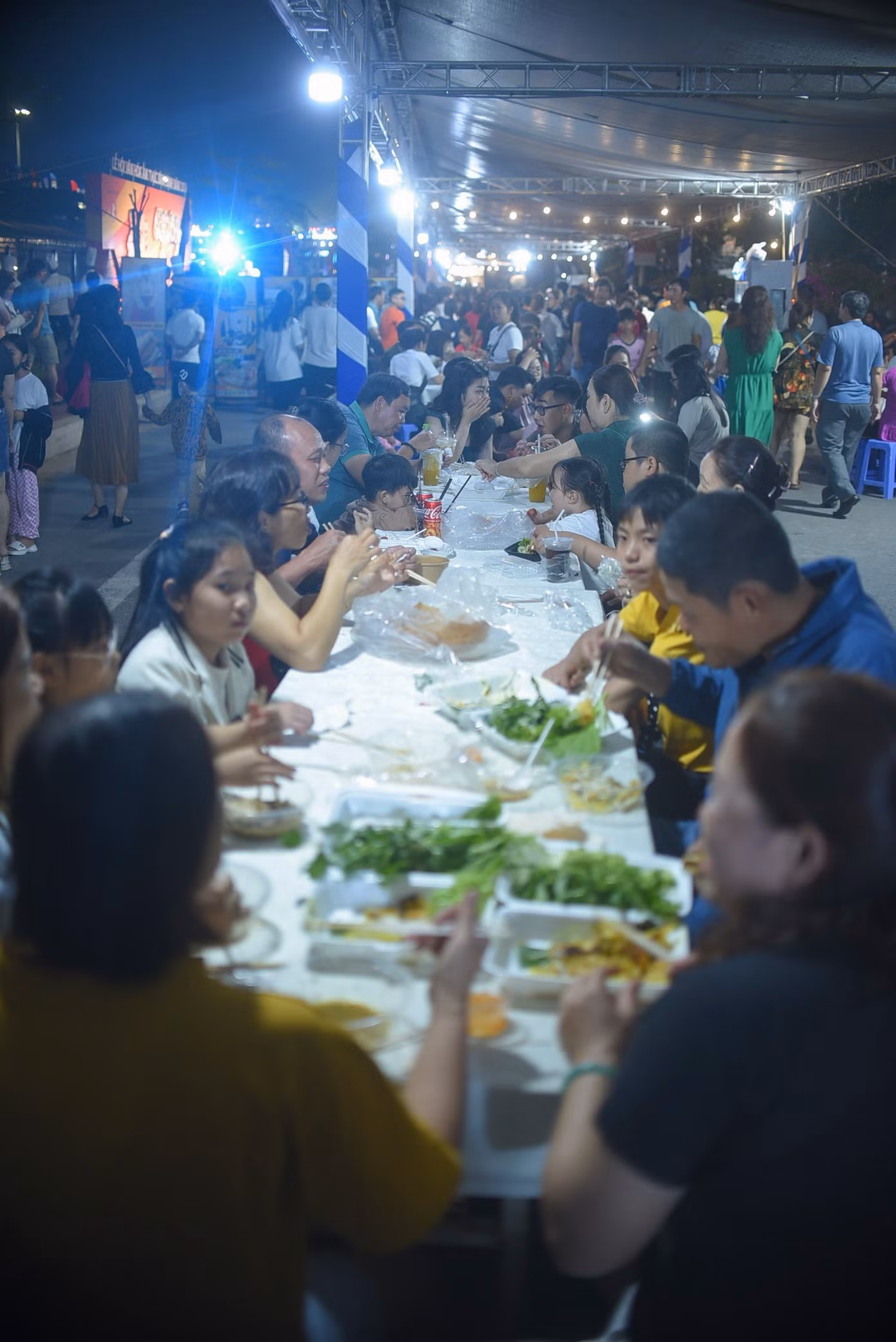 Phong phú các món ăn