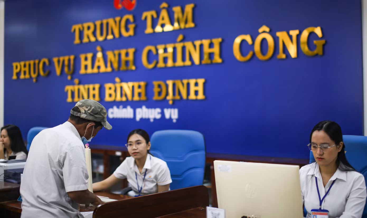 Trung tâm phục vụ hành chính công tỉnh Bình Định. Ảnh: Trương Định