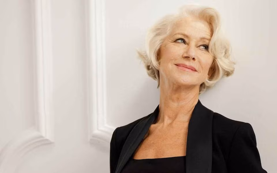 24 phút 56 giây là tổng thời gian Helen Mirren khỏa thân trước ống kính trong gần 6 thập kỷ đóng phim.