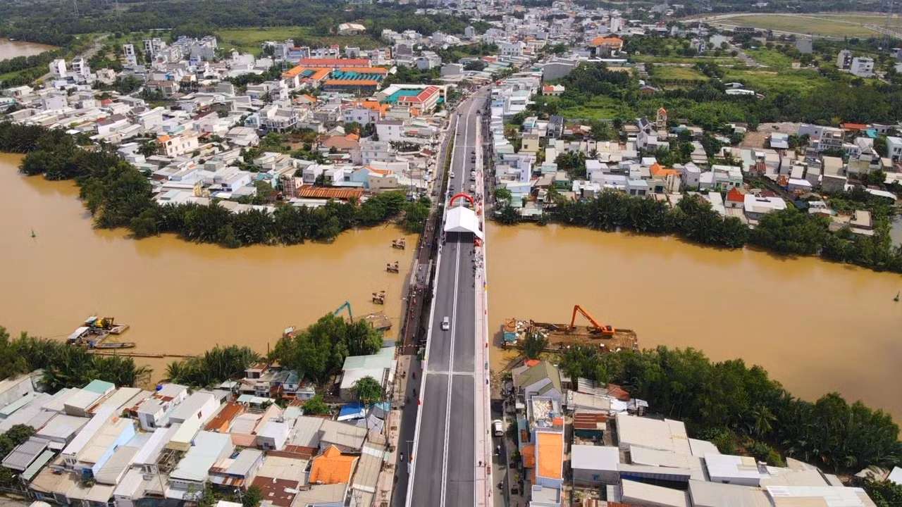 Đầu tháng 9/2023, cầu Long Kiểng được thông xe và dự kiến cuối năm nay, cầu Rạch Đỉa mới cũng sẽ được thông xe, từ đó góp phần cải thiện tình hình giao thông khu vực, tạo động lực phát triển kinh tế - xã hội, giảm ùn tắc giao thông khu vực phía nam TPHCM.