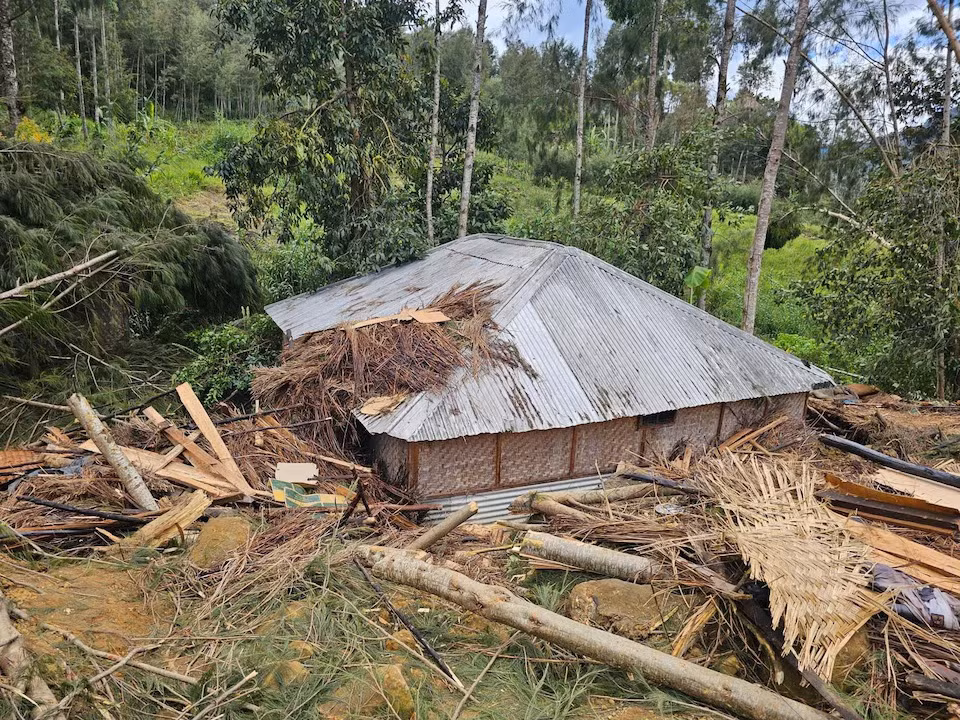 Lở đất ở Papua New Guinea chôn vùi hơn 300 người. Nguồn: Reuters.