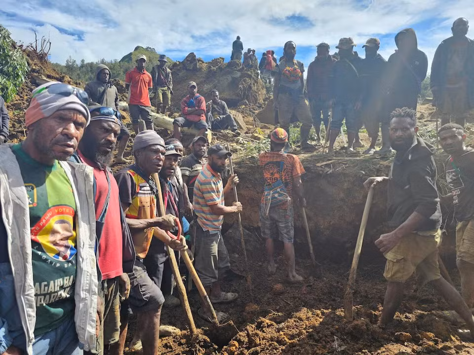 Lở đất ở Papua New Guinea chôn vùi hơn 300 người. Nguồn: Reuters.