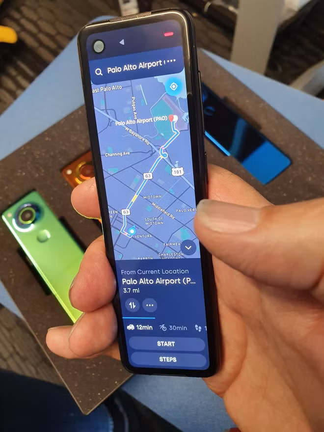 Cha đẻ Android hé lộ smartphone mới với màn hình dài đến dị thường ảnh 2