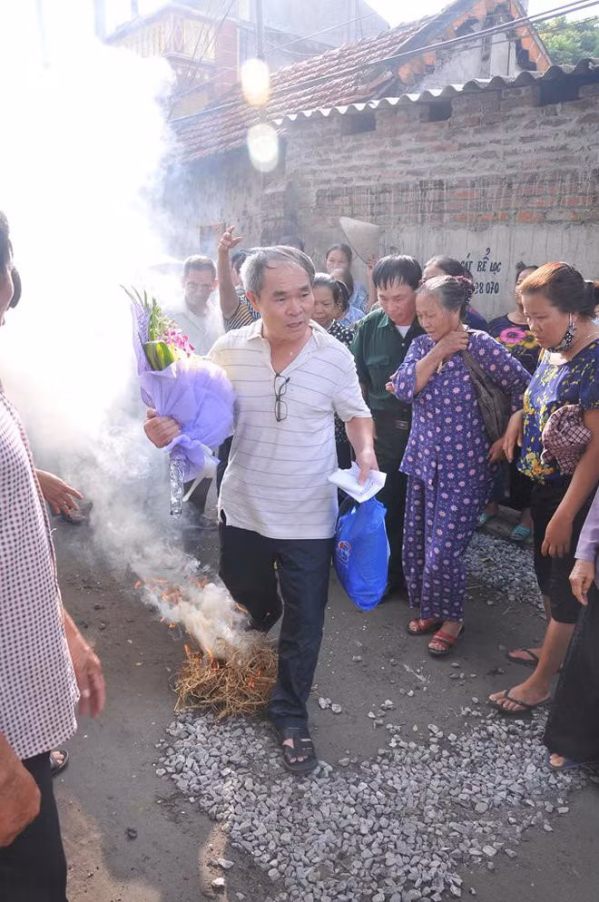 Cảm xúc ngày trở về ảnh 19