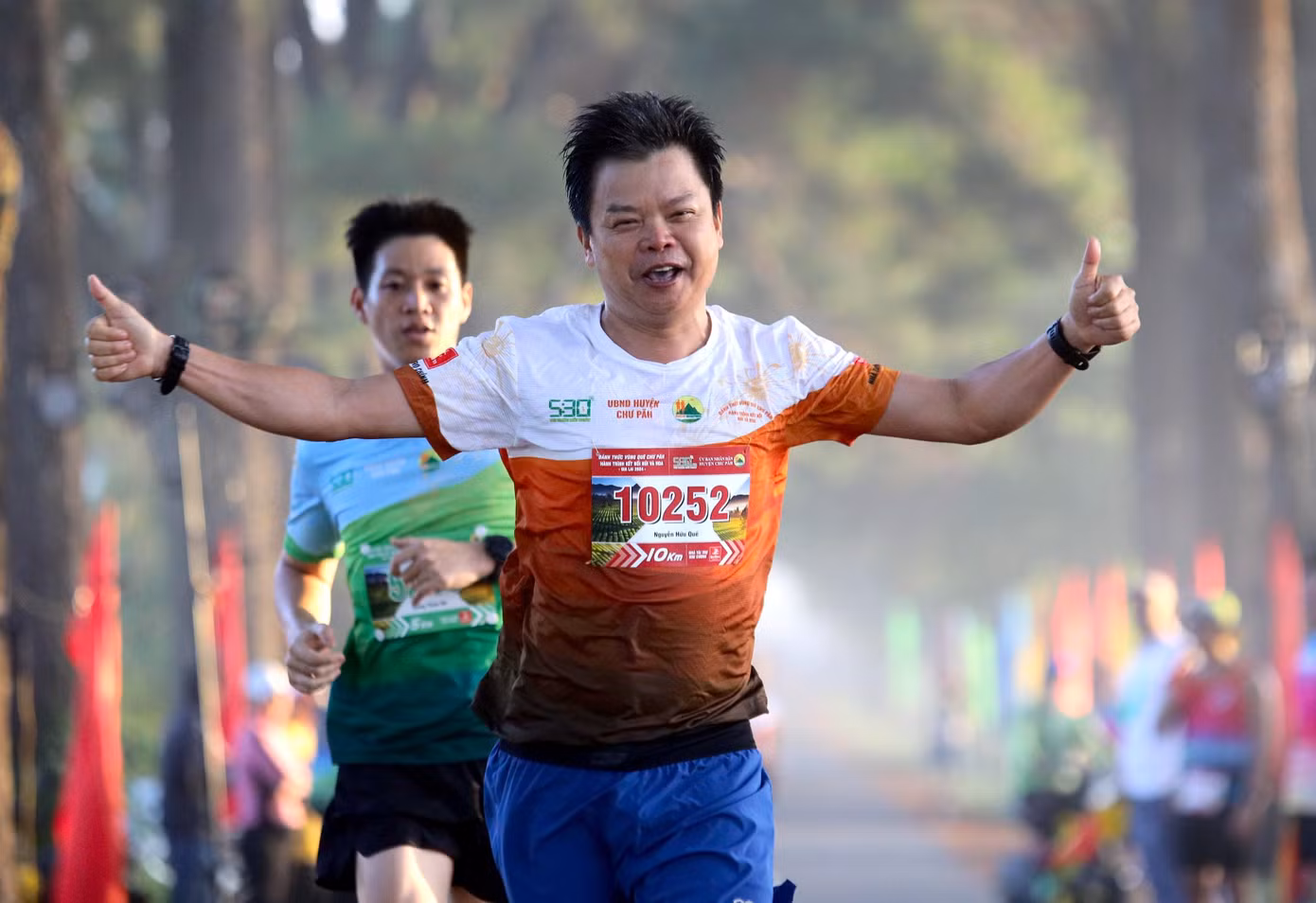 Phó Chủ tịch UBND tỉnh Gia Lai Nguyễn Hữu Quế là chân chạy nổi tiếng với sự bền bỉ, kiên trì. Ảnh: Bi Ly