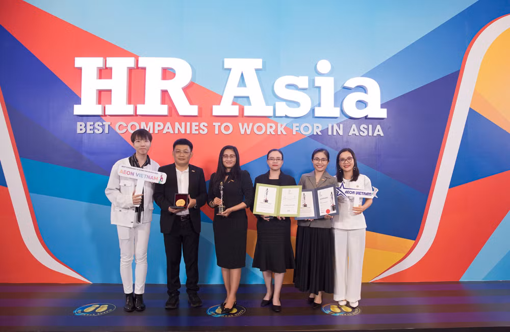 AEON Việt Nam nhận cú đúp giải thưởng tại HR Asia Award 2024, ghi nhận những nỗ lực của doanh nghiệp trong việc xây dựng môi trường làm việc lý tưởng cho nhân sự