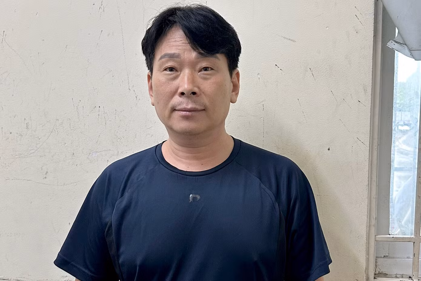 Ông Kim Kyung Sic.