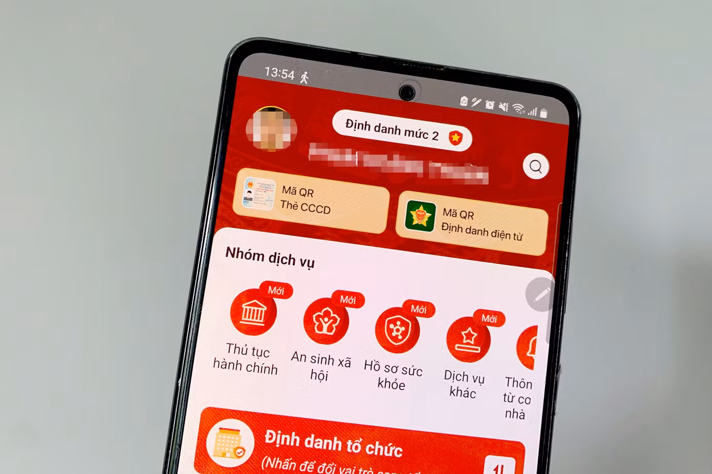 Thí điểm mua bán xe không cần công chứng trên VNeID tại TPHCM kéo dài đến hết tháng 5/2025. Ảnh: Hoàng Thuận.